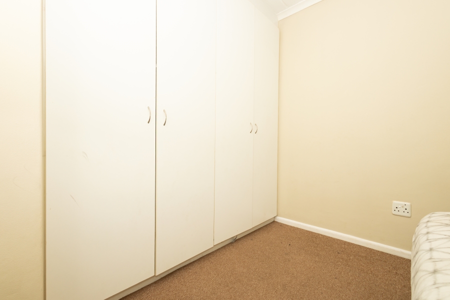 2 Bedroom Property for Sale in Buh Rein Estate Western Cape